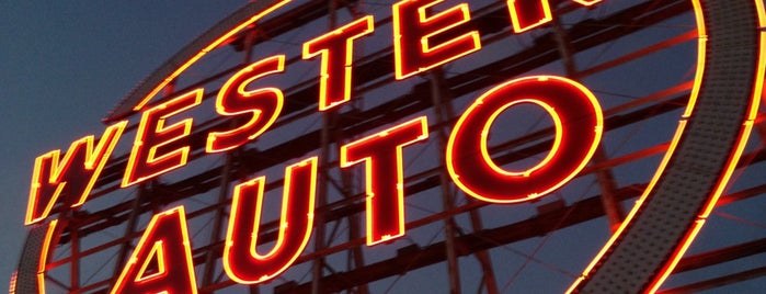 Western Auto Lofts Courtyard is one of Neon/Signs West 1.