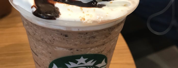 Starbucks is one of Lugares favoritos de EunKyu.