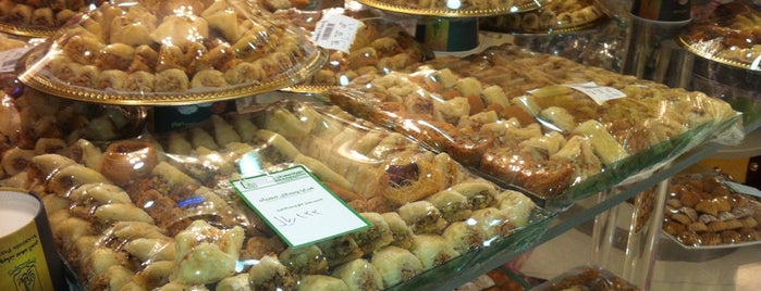 Saad Addin Pastry is one of Tempat yang Disukai YASS.