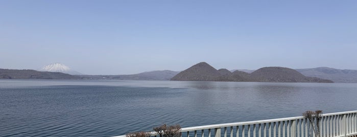 Lake Toya is one of Hokkaido!.