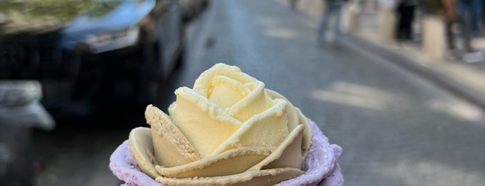 Gelato Rosa is one of budapest.