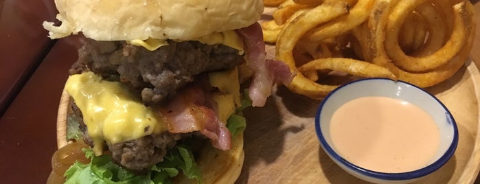 Arno's Burgers and Beers is one of BKK_American/ Burger/ Mexican.