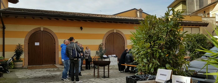 Lazzari is one of risto visitati 2.