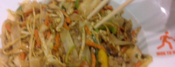 Wok to Walk is one of Favoritos - Comidas & Lanches.