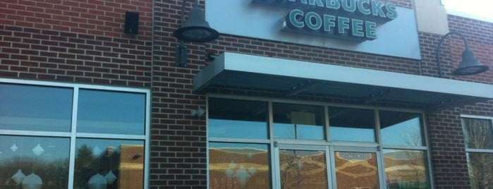 Starbucks is one of Lieux qui ont plu à Taylor.