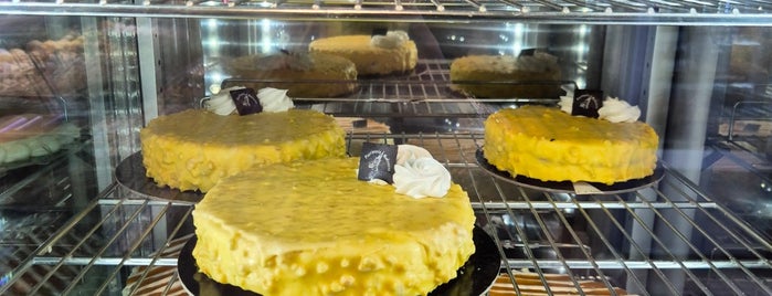 Pasticceria Modenese is one of Food &Wine.