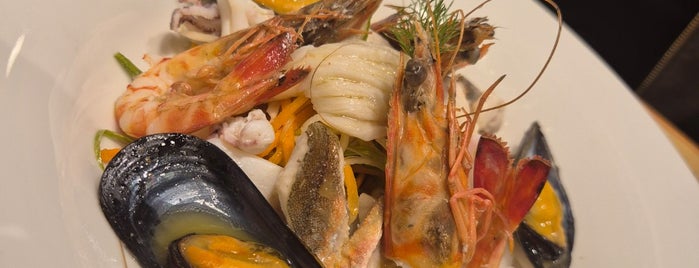 Osteria del Gran Fritto is one of Gourmet.