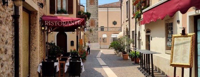 La Piccola Osteria is one of Lago di Garda.