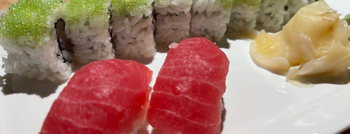 Sushi Ko is one of Lugares favoritos de Sameer.