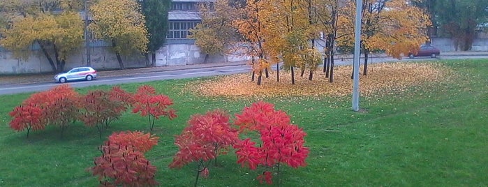 Дегтярівський шляхопровід is one of Tempat yang Disukai Александр.