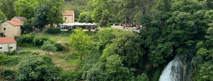 Krka Wasserfälle is one of Kroatie-bosnie-montenegro.