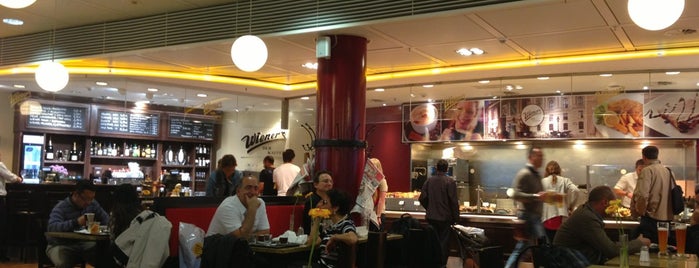 Wiener's der Kaffee is one of Ioannis-Ermis’s Liked Places.