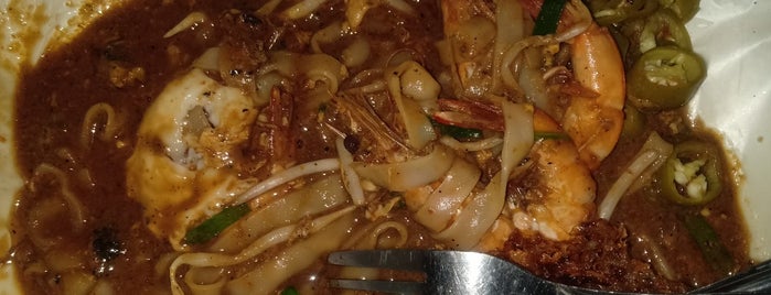 Auni's Char Kuer Teow Ketam is one of Want to go.
