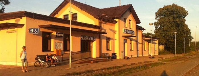 Železniční stanice Bučovice is one of Železniční stanice ČR: A-C (1/14).