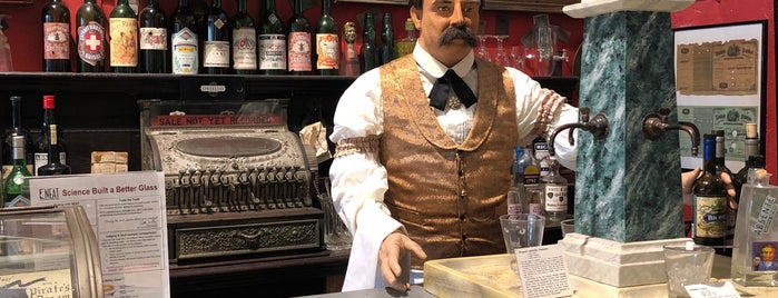 Museum of the American Cocktail is one of Wendy'in Beğendiği Mekanlar.