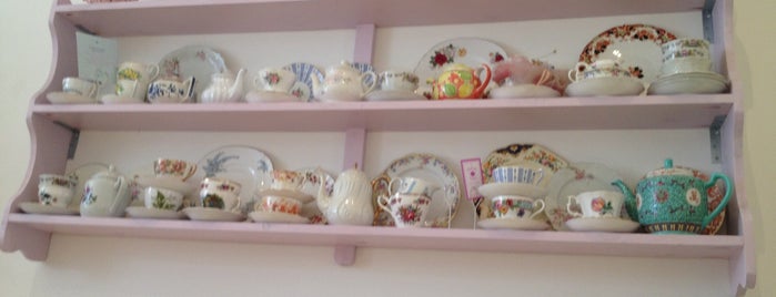 The Chelsea Teapot is one of Cupcake Liste.