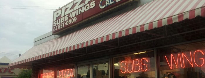Cal'z Pizza is one of Let's Go Eat.
