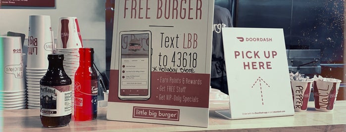 Little Big Burger is one of Lugares favoritos de Stephen.