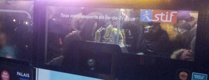 [195, 295, 394, N62] Division Leclerc is one of Métro. Bus RER.