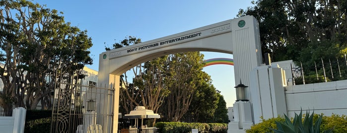 Sony Pictures Entertainment Main Gate is one of Film Studios.