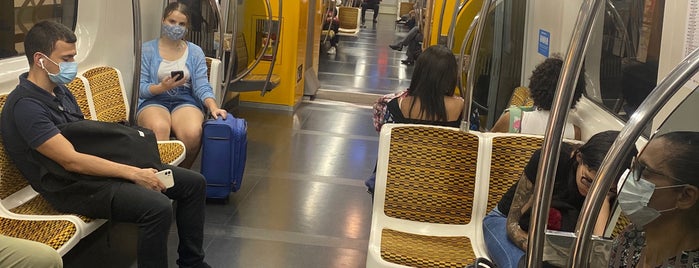 Estação São Paulo - Morumbi (Metrô) is one of Akhnaton Ihara : понравившиеся места.