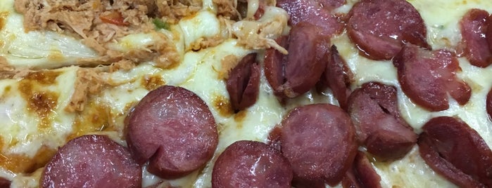 Sabor e Pizza is one of Favoritos.