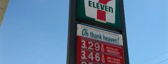 7-Eleven is one of Lugares favoritos de Mike.