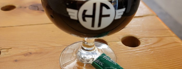 Headflyer Brewing is one of Lugares favoritos de Nathan.