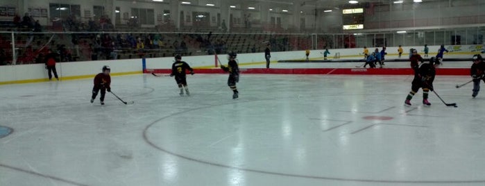 Cornerstone Community Center is one of Lieux qui ont plu à colleen.