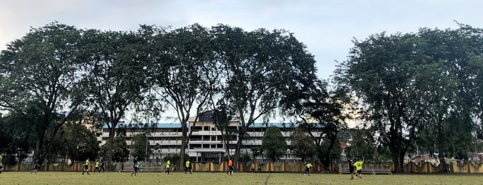 Padang Bola Sepak Gelang Patah ( MPJBT) is one of Favorite Great Outdoors.