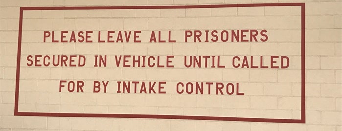 Pinellas County Jail is one of Places I'd rather not be.