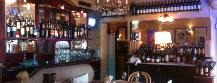 151 Bistro Bar is one of Reem's Saved Places.