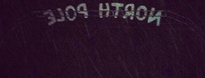 Northway I-87 at Exit 9 is one of Nicholas 님이 좋아한 장소.