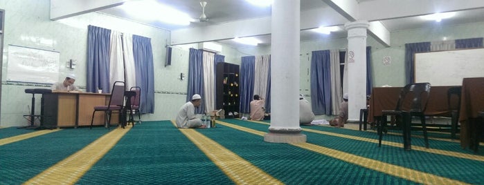 Masjid Al-Abrar Kg Banggol Kerian is one of Masjid & Surau,MY #6.