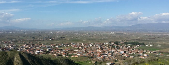 Bayraklı Tepesi is one of Tempat yang Disukai Dr.Gökhan.