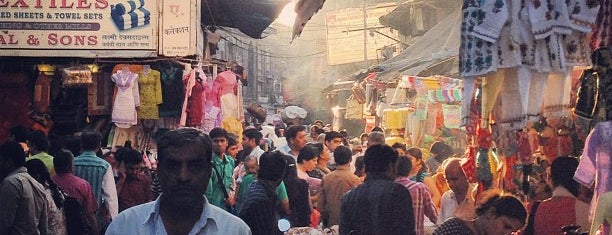 Crawford Market is one of Mumbay Lifestyle Guide.