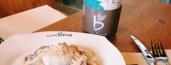Caffe Bené (카페베네) is one of asmaraKOPI。。。a place called CAFE.