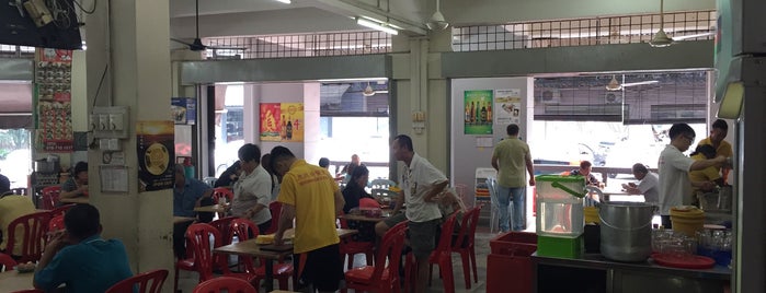 Restoran Chua Seng ,33 Jalan Tembikai Kluang is one of Batu Pahat/Yong Ping/Kluang, Johor.