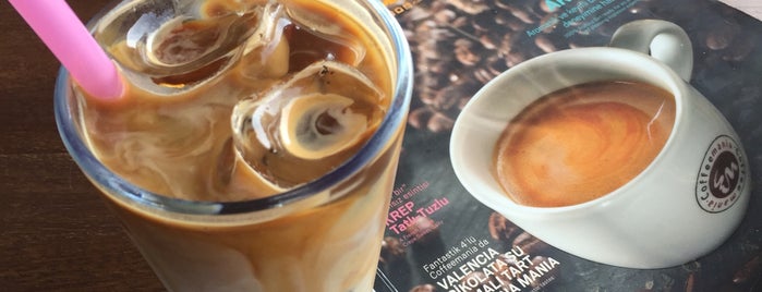 Coffeemania is one of Tahsinさんのお気に入りスポット.