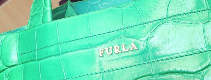 Furla is one of Locais curtidos por Darya.