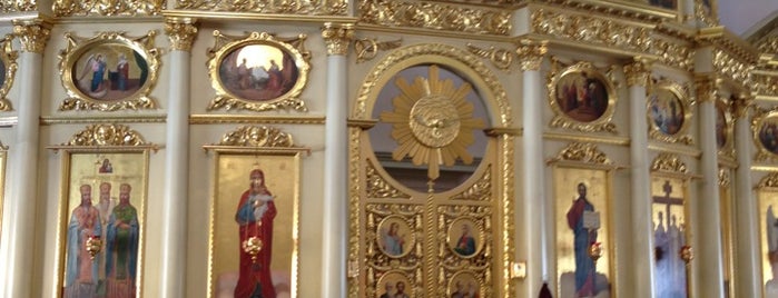 Казанский Богородицкий мужской монастырь is one of Lugares favoritos de Ralitsa.