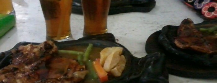 Waroeng Steak & Shake is one of Where r u going when hunger in Medan??.
