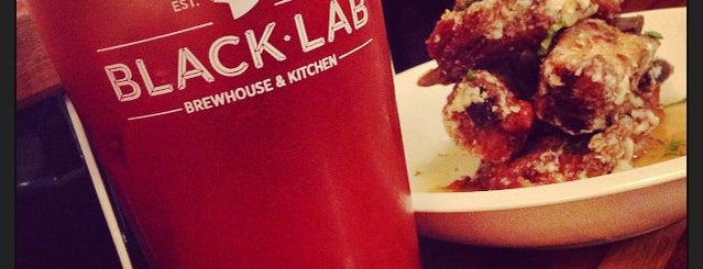 Black Lab Brewhouse & Kitchen is one of Craft Beer in Barcelona.