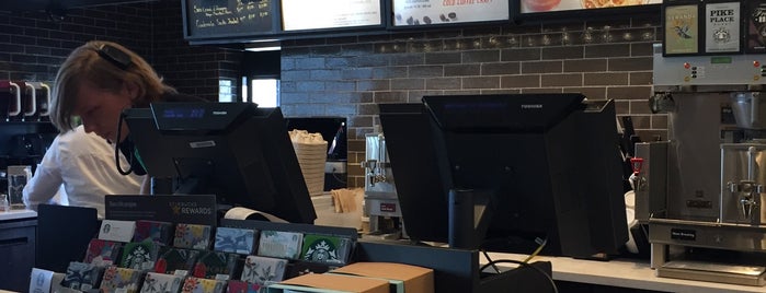 Starbucks is one of Tempat yang Disukai Shawn.