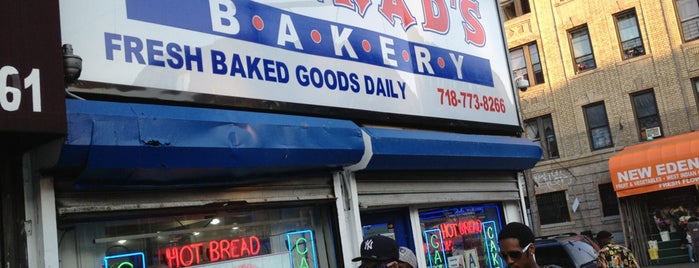 Conrad's Famous Bakery, III, Inc. is one of Lugares favoritos de Cody-Ann.