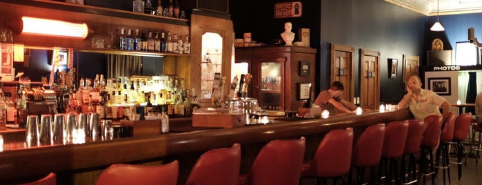 Weegee's Lounge is one of CHI Nightlife Personal To Do List.