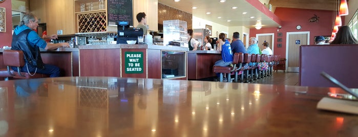 CJ's Cafe is one of Posti che sono piaciuti a Kerry.