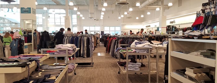 Nordstrom Rack is one of The 13 Best Thrift Stores and Vintage Shops in Columbus.