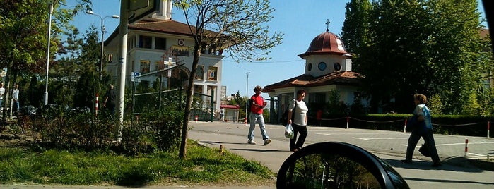 Parc Dacia is one of Lugares guardados de Seli.