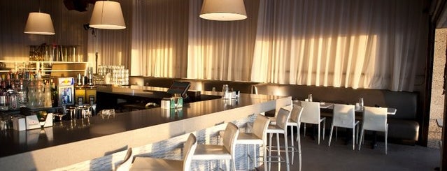 Spazio Italian Restaurant & Wine Lounge is one of FL Trip.